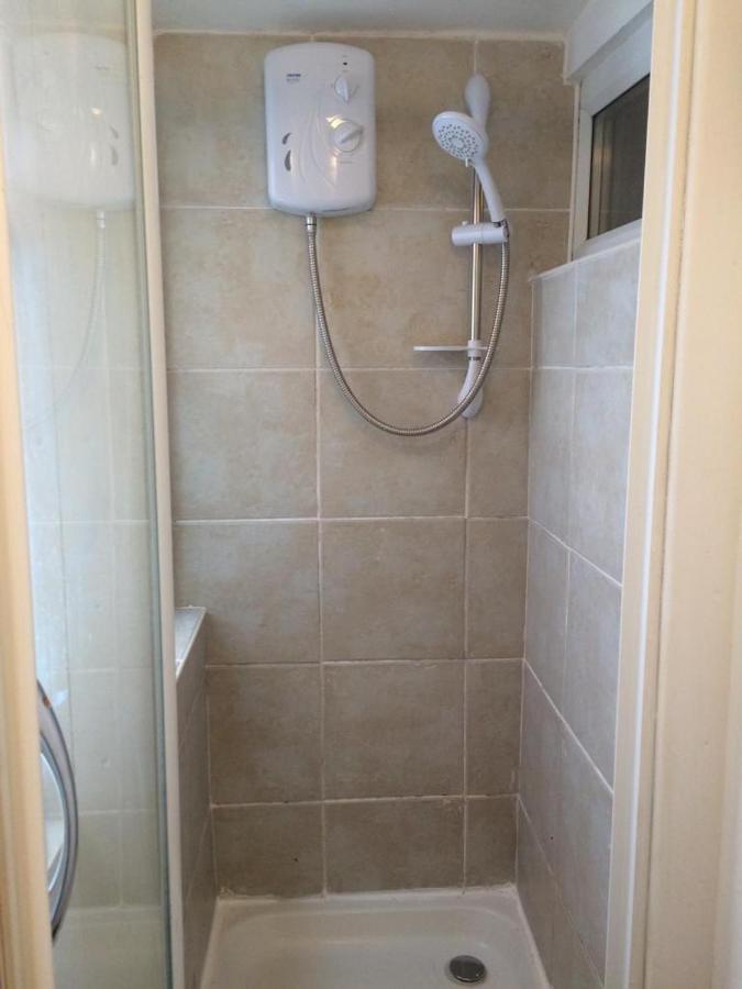 With Hot Tub Apartment