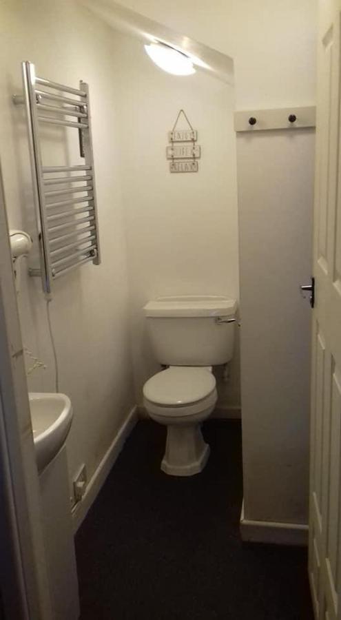 With Hot Tub Apartment